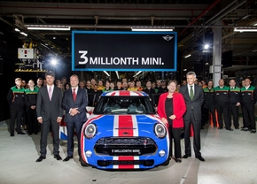 3-millionth-mini-from-oxford-plant-002-1