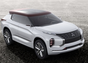 mitsubishi-gt-phev-concept-official_4