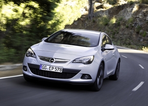 Opel Astra GTC nu ook met 200 pk Turbo