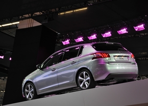 peugeot-308-iaa