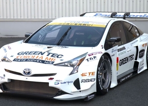 prius-gt300_01