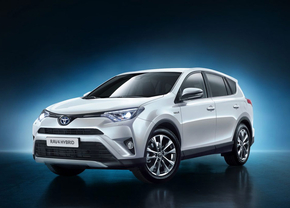 toyota-rav4-hybrid-04