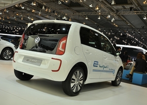 Live in Brussel 2014: Elektrische Volkswagen eUP!