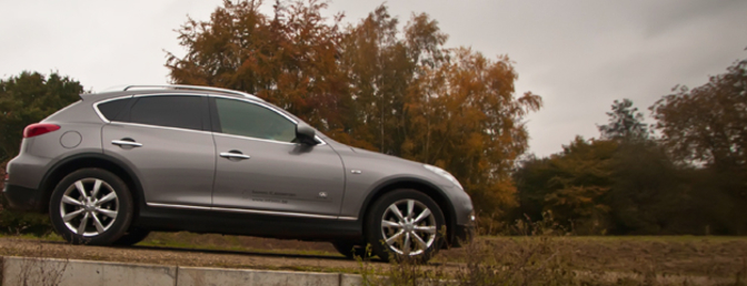 Infiniti EX30d