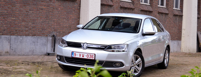 volkswagen-jetta-hybrid-rijtest