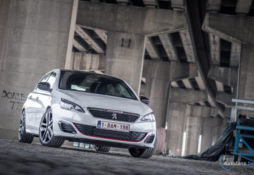 peugeot-308-gti-270-peugeot-sport-autofans-foto-1002