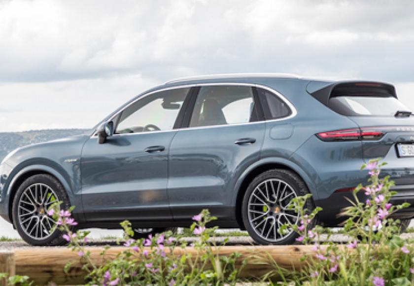 porsche-cayenne-e-hybrid-2018-rijtest