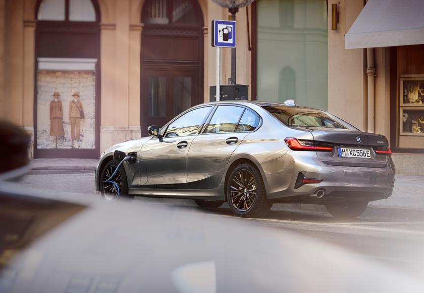 BMW 330e plug-in Hybrid 2019