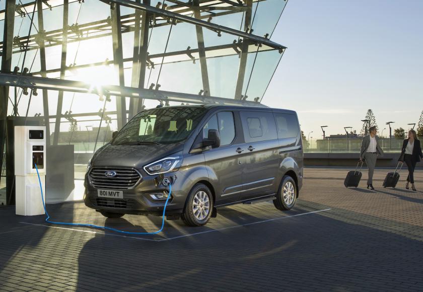 ford tourneo custom phev 2019