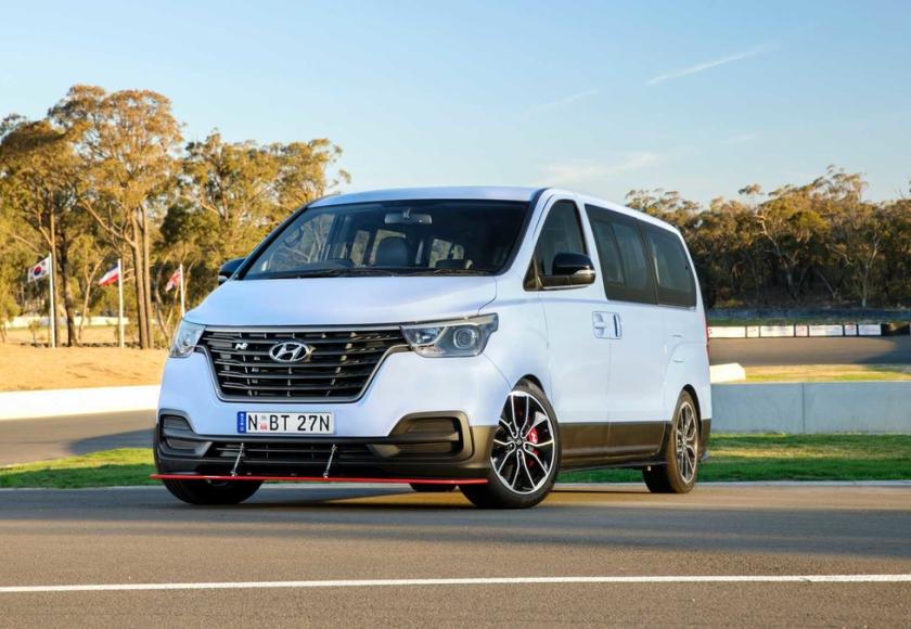 Hyundai iMax N Drift Bus