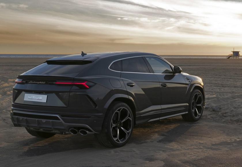 lamborghini urus 2019