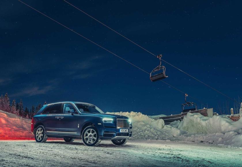 Rolls-Royce Cullinan ski taxi