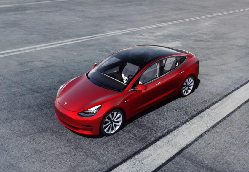 model_3_performance_-_red_above_tarmac
