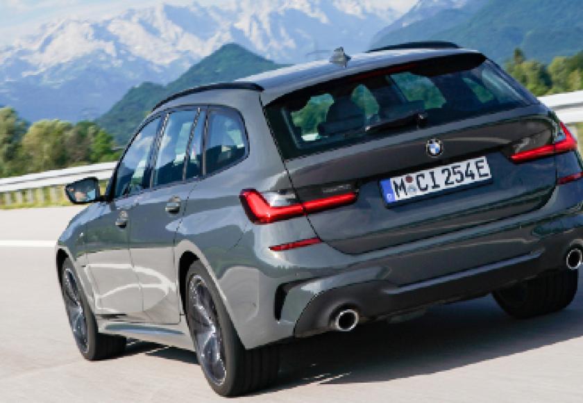 BMW 320e Touring test review 2021 3 Reeks