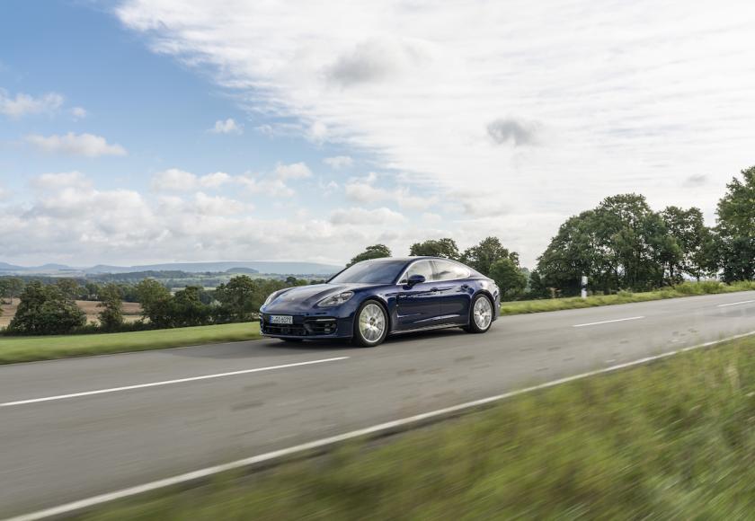Porsche Panamera 4S E-Hybrid rijtest