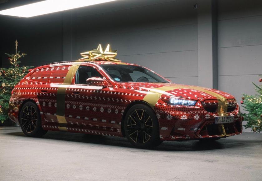 BMW M5 Touring teaser kerst 2023