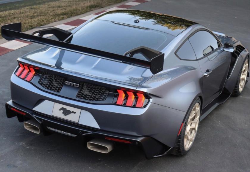 Ford Mustang GTD 2023