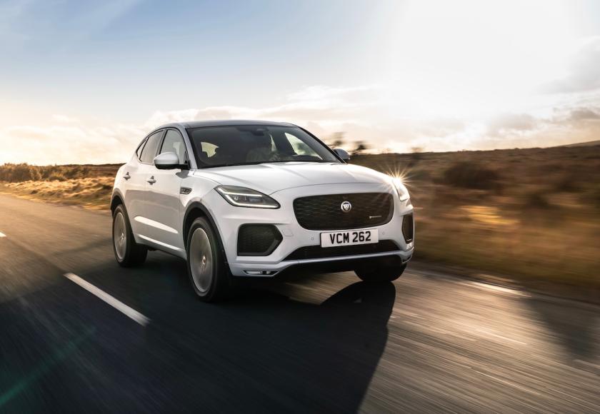 Rijtest Jaguar E-Pace P300e 2023