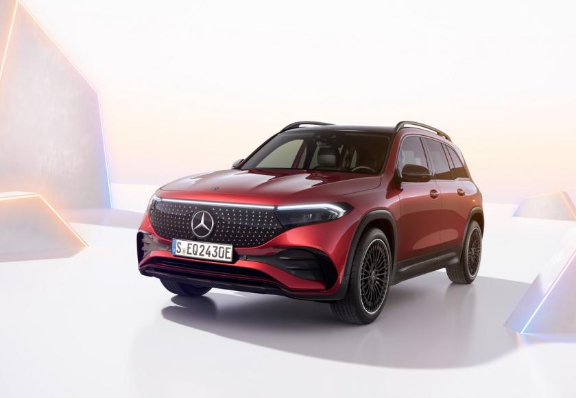 Mercedes EQB Facelift 2023