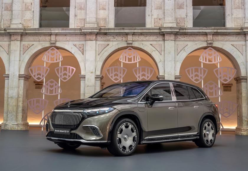Mercedes-Maybach EQS 680 SUV 2023