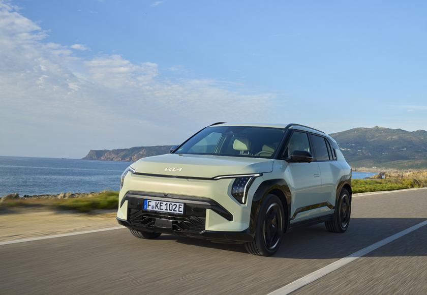 Kia EV3 getest - De nieuwe, elektrische standaard (2024)