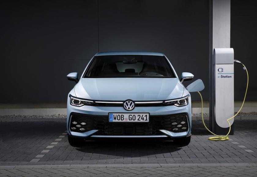 Elektrische Golf wordt eerste Volkswagen met Rivian-technologie