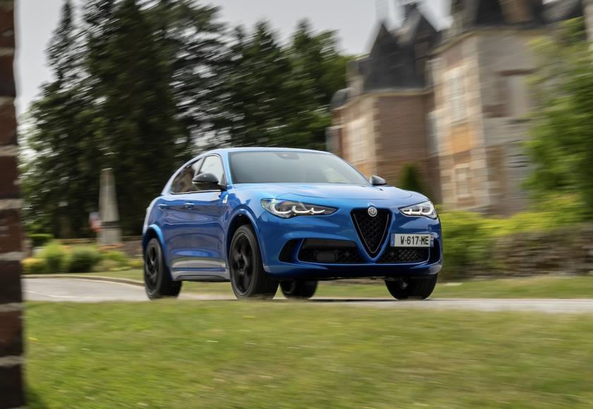 Alfa Romeo Stelvio Quadrifoglio getest - Kopen nu het nog kan? (2024)