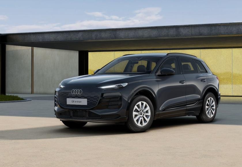 Audi Q6 e-tron version de base 2024