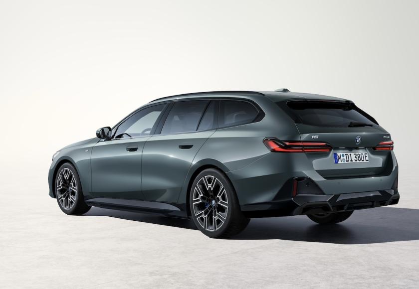 BMW i5 Touring 2024