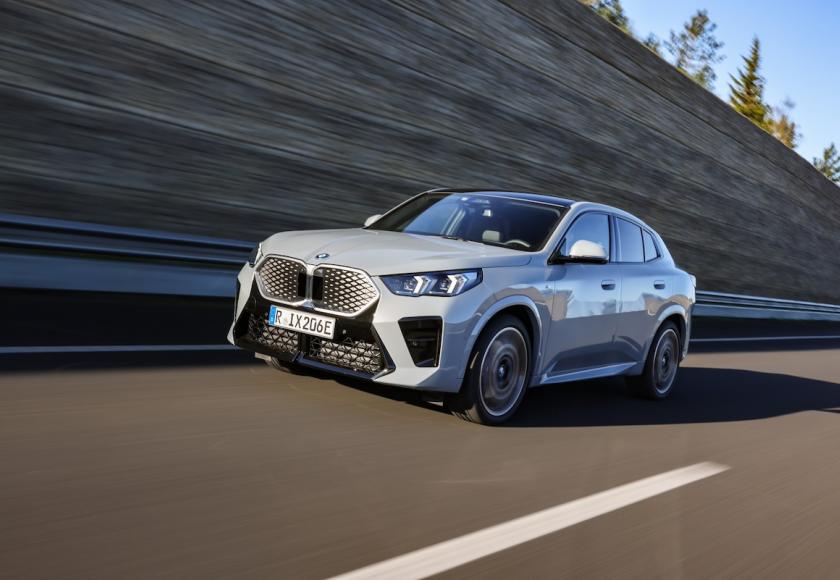 Test BMW iX2 xDrive30 2024