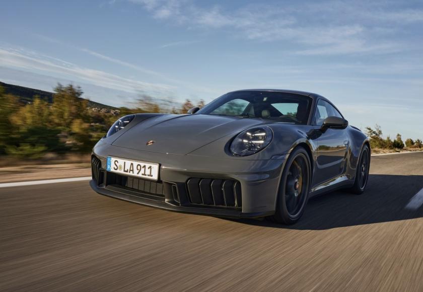 Porsche 911 facelift 2024