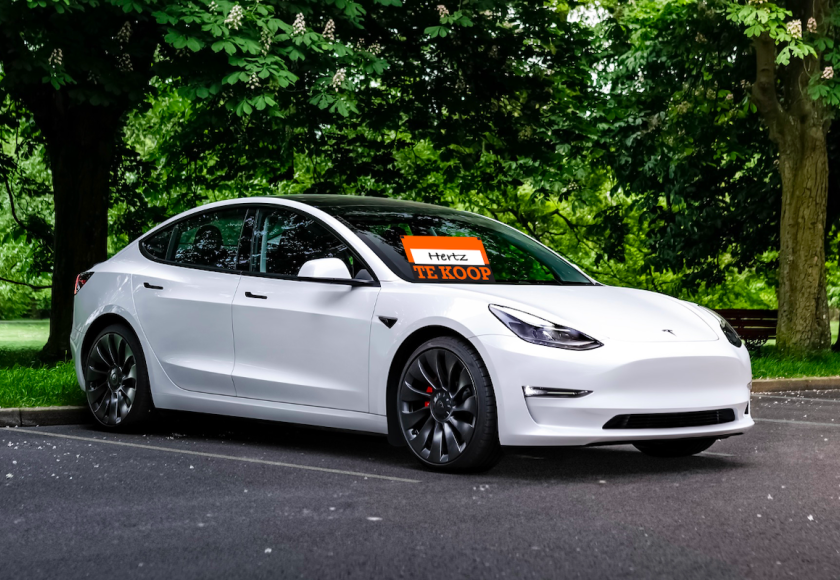 Tesla Model 3 Hertz 2024