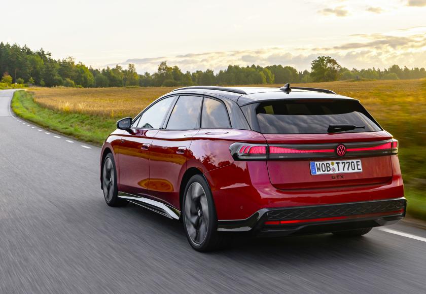 Volkswagen ID.7 GTX Tourer test review autofans 2025