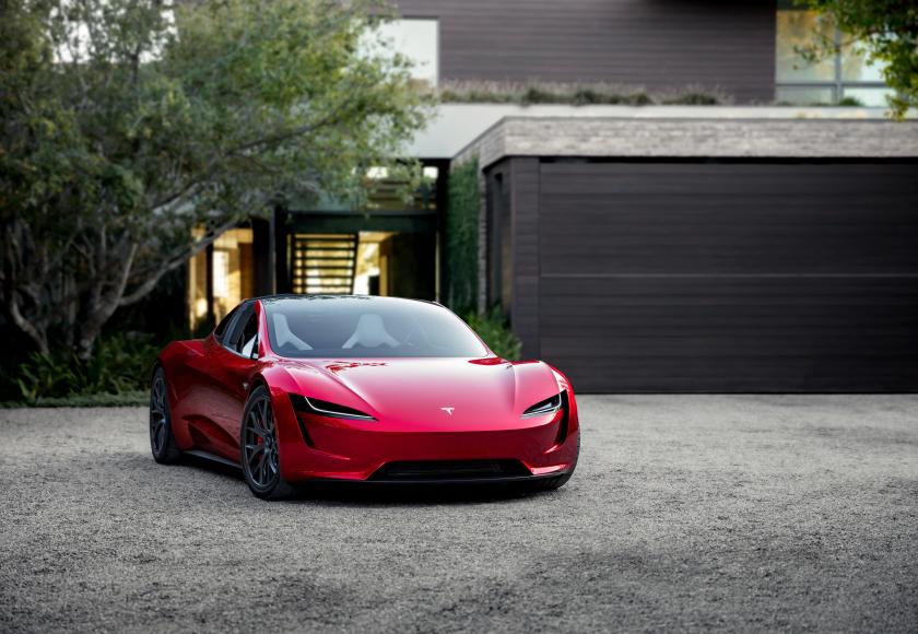 Nu is het écht écht zover: de Tesla Roadster komt er morgen aan