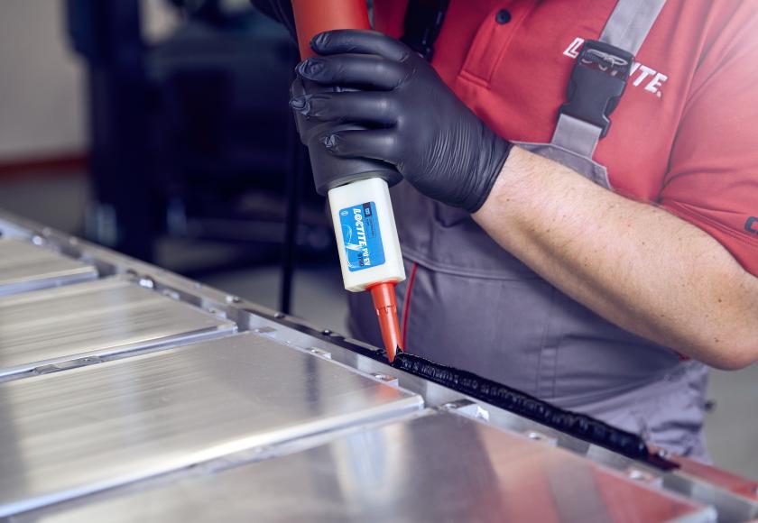 Henkel lanceert rist producten om EV-batterijen te repareren in plaats van te vervangen (en da's goed nieuws voor je portemonnee)