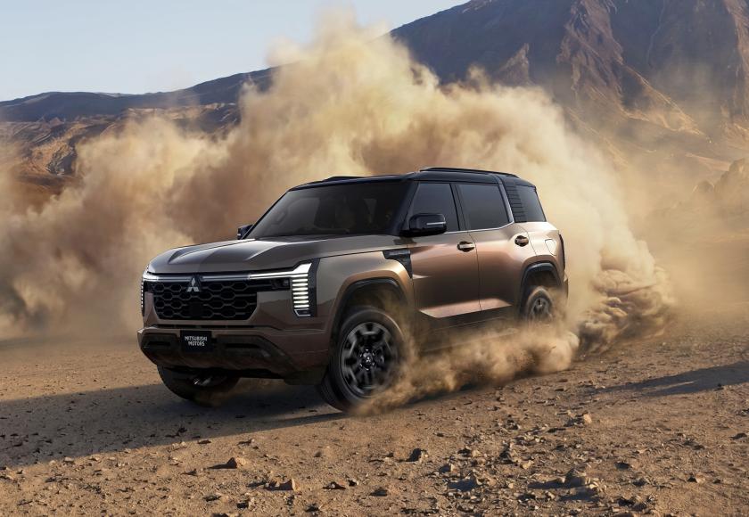 Mitsubishi Pajero 2026