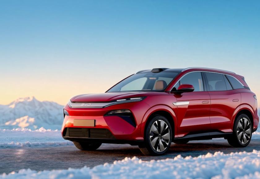 Adieu Tang: BYD Atto 8 is nieuw vlaggenschip met 7 zitplaatsen en volladen in 9 minuten