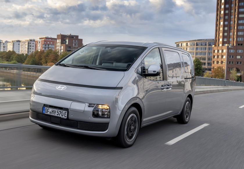 Hyundai Staria Electric getest - Interessantste elektrische camionette... voorlopig (2026)