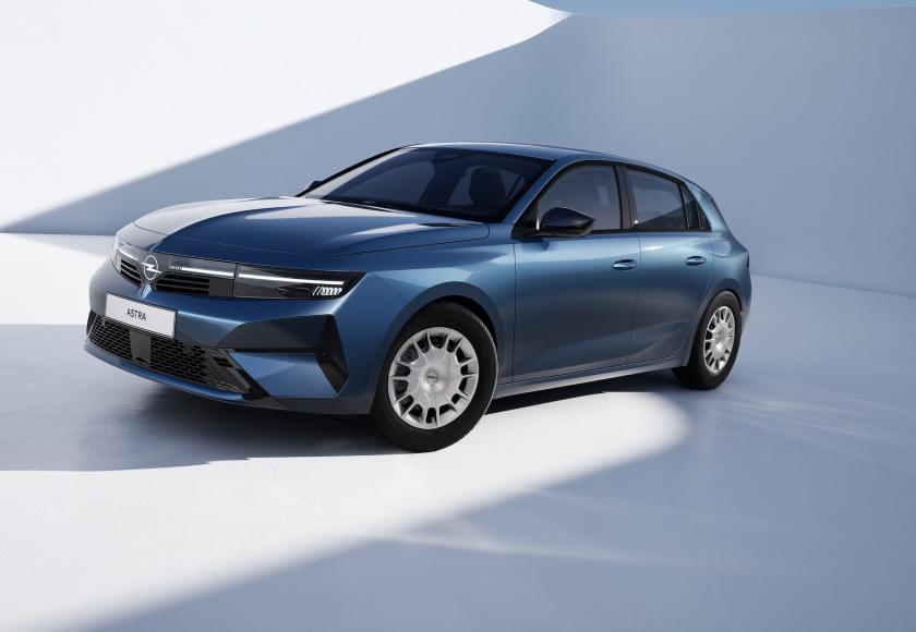 Opel Astra wil je uit je SUV verleiden met wielschijven en korting