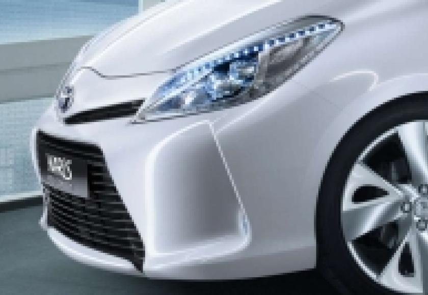 Hybride Yaris concept en Prius+ in Genève