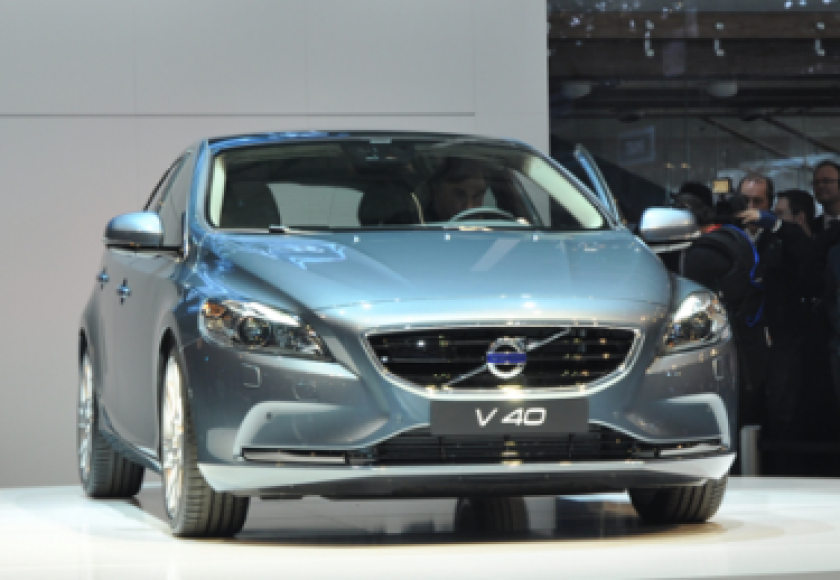 volvo v40