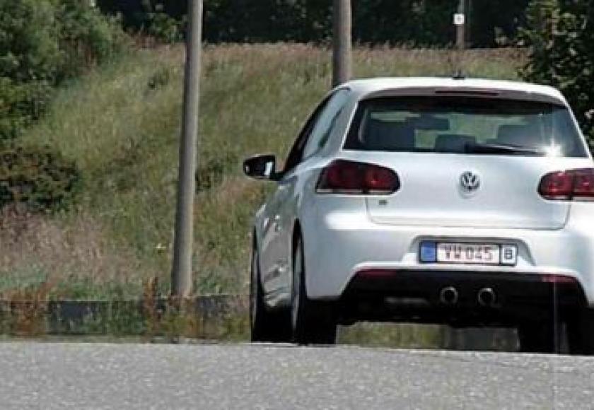 Volkswagen Golf R (2010)