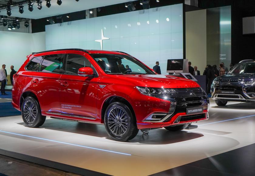 mitsubishi outlander phev autosalon 2020