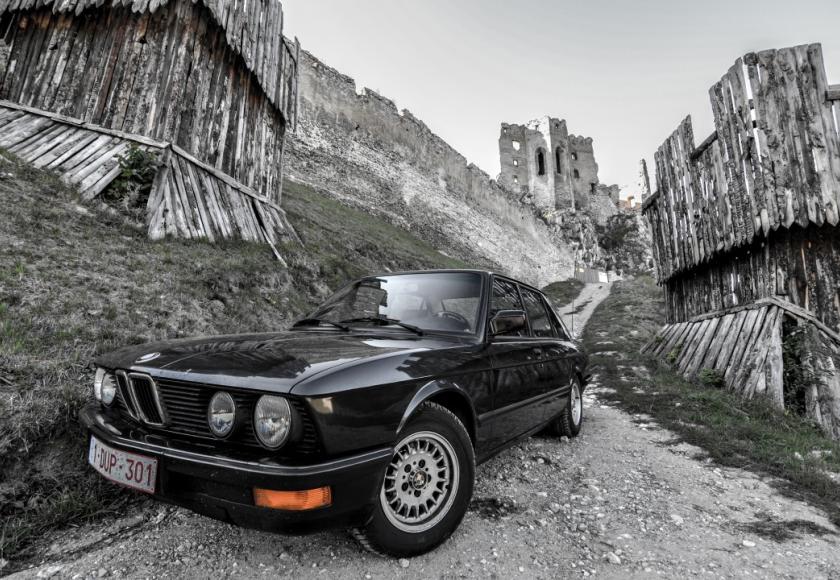 BMW E28 road trip