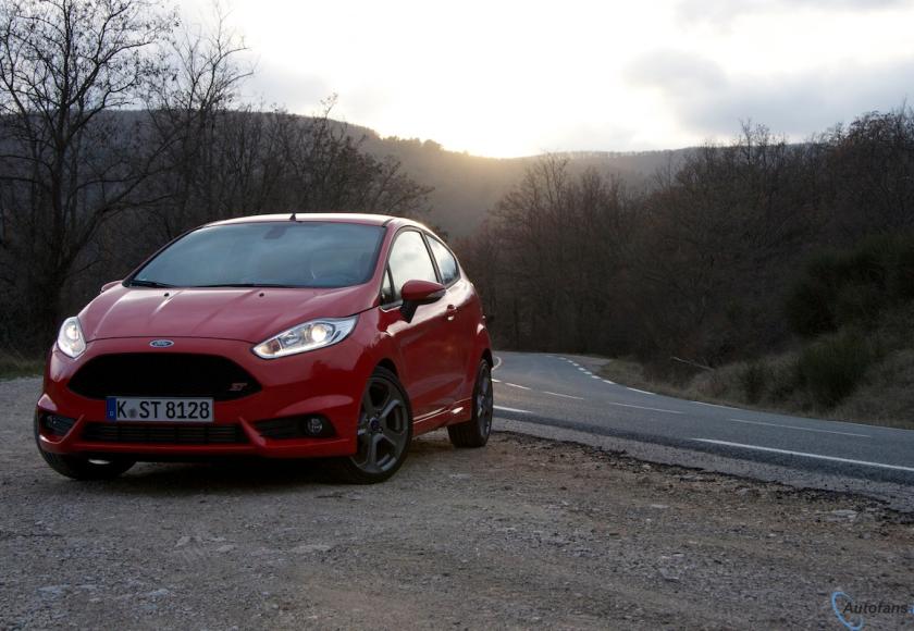 Ford Fiesta ST rijtest