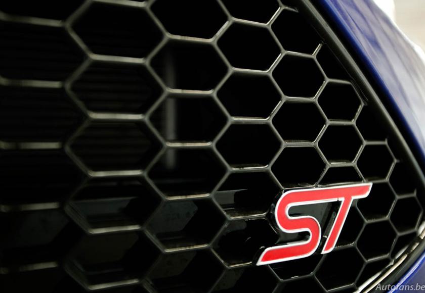 Ford-Fiesta-ST