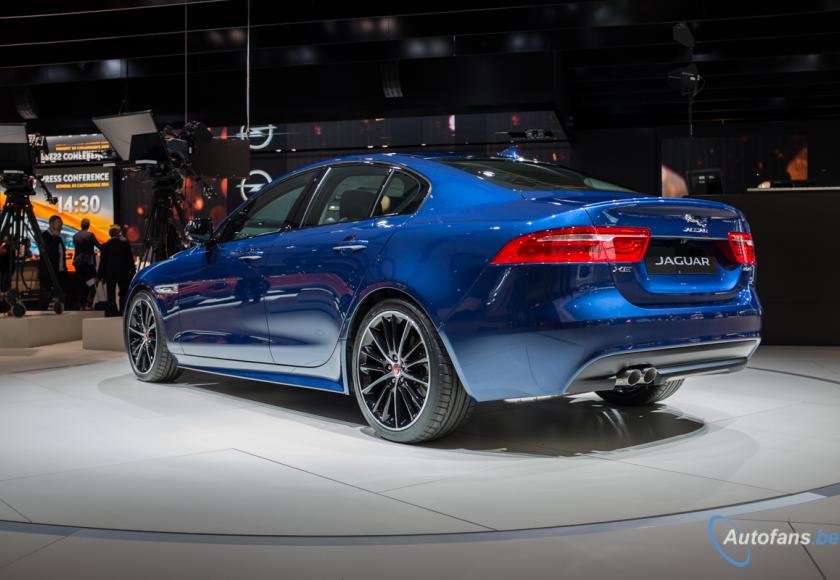 jaguar-xe-101