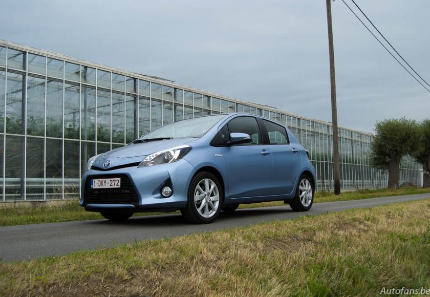 Toyota Yaris Hybrid (rijtest)