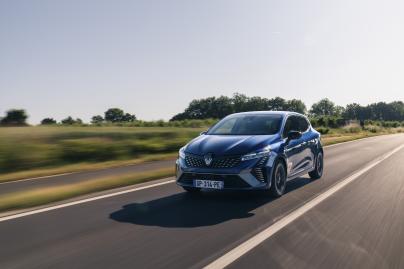 Renault Clio 2024 review hybrid autofans