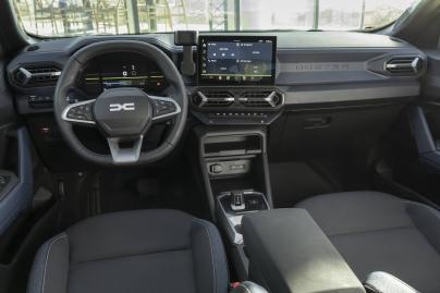 Dacia Duster Hybrid test 2025